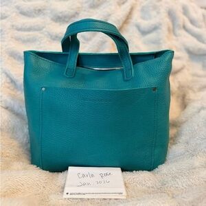 Portland Leather Seafoam Medium crossbody zipper